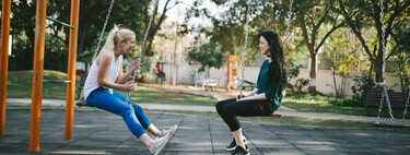 Qué es la agamia, la nueva forma de relacionarse que rompe con la monogamia y el poliamor y gana peso en España