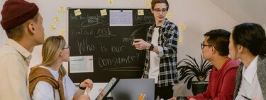 La generación Z tiene su propia etiqueta para la impuntualidad: llegar 10 minutos tarde al trabajo no es llegar tarde
