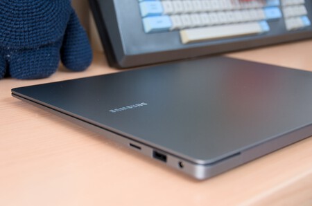 Samsung Galaxy Book5 Pro Review Xataka Recurso Diseño Carcasa