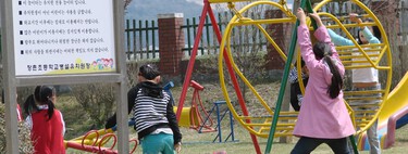 Corea del Sur ya se plantea que las niñas comiencen antes el colegio. El motivo: remontar la tasa de natalidad