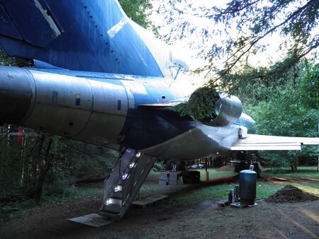 Avion Bruce 4