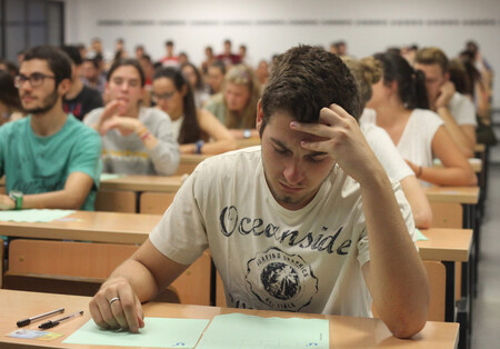 Alumno preocupado por la dificultad