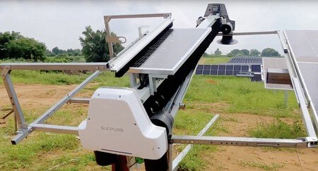 Capillo limpieza paneles solares