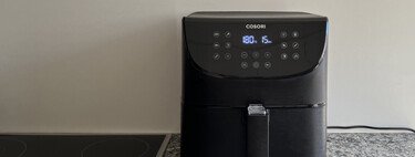 Llevo un tiempo utilizando una freidora de aire. Ojalá alguien me hubiera dicho que utilizar papel de horno es una mala idea