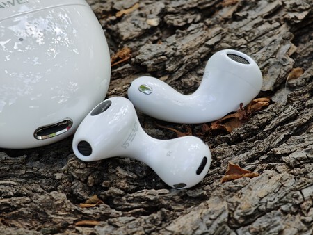Huawei FreeBuds 6 | Imagen: Xataka