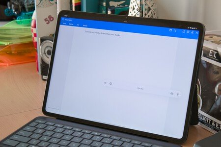 Oneplus Pad 3 Review Xataka Analisis Recurso Teclado Esribiendop