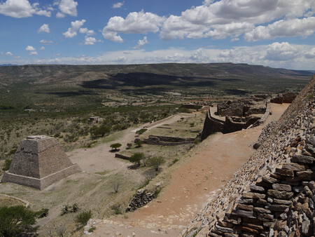 Ruinas La Quemada Panoramio 3